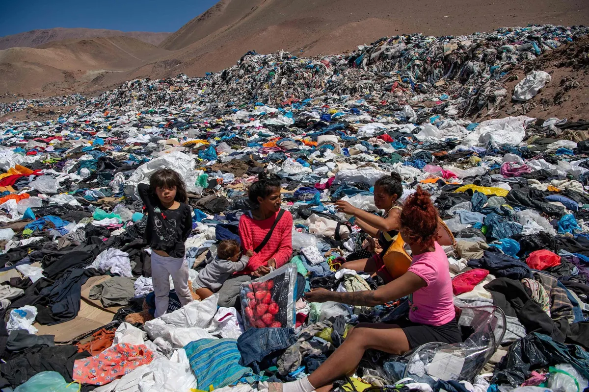 THE FAST FASHION GRAVEYARD IN CHILE